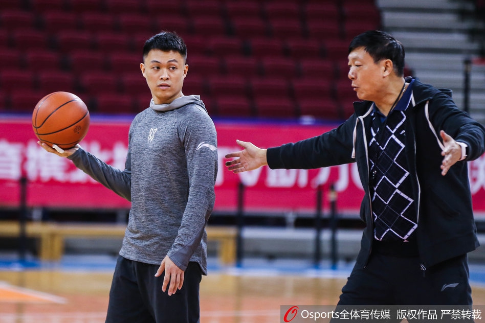 包含刚刚!曼联内部会议纪要流出——赛前完成体检冲刺阶段新疆广汇备战法国杯,马赛防线松动备战国王杯的词条 包含刚刚!曼联内部会议纪要流出——赛前完成体检冲刺阶段新疆广汇备战法国杯,马赛防线松动备战国王杯的词条