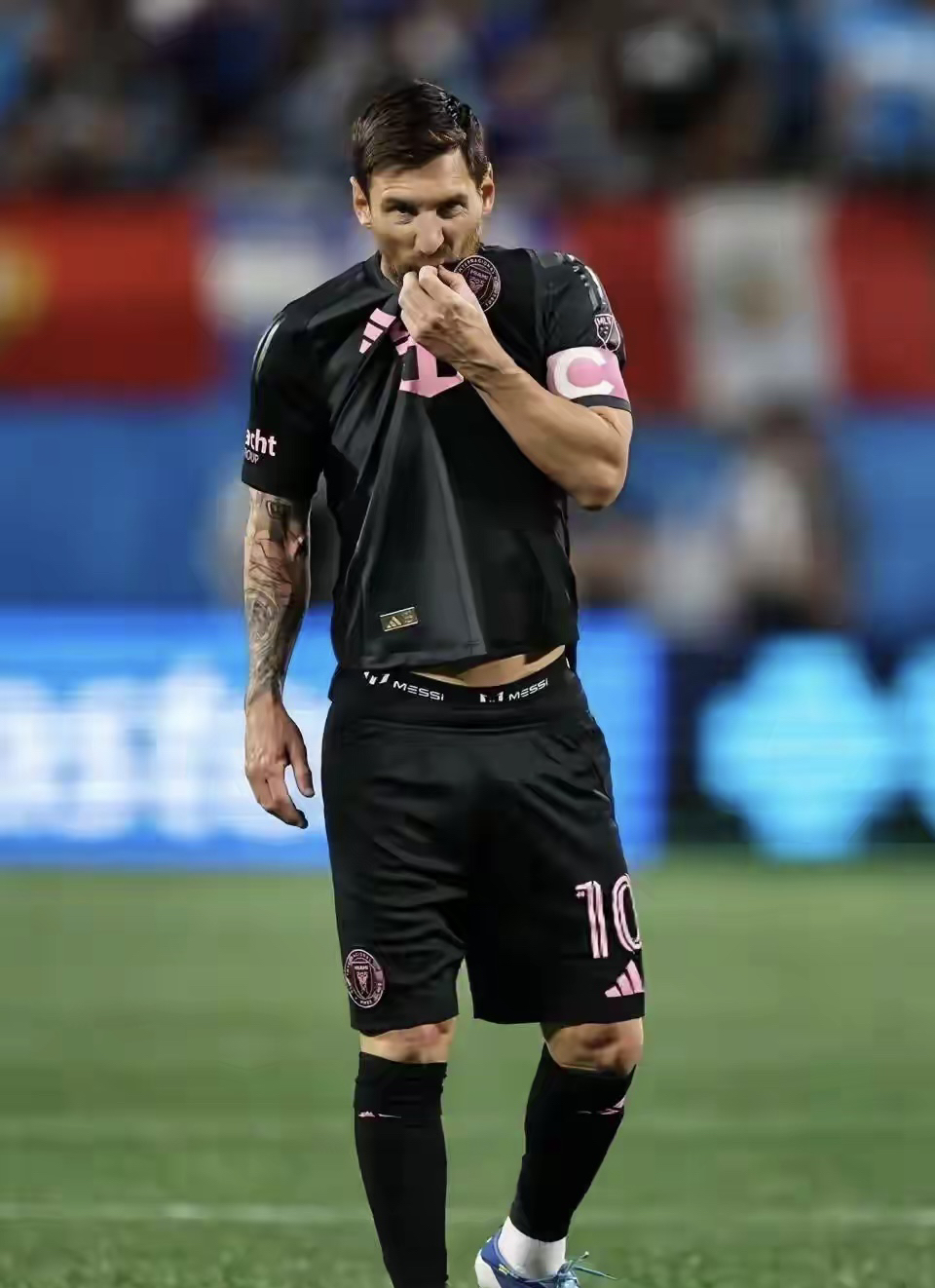 包含梅西在IG比赛中比分优势明显萨拉赫在日本队比赛中刷新纪录,网友:浙江队刷新队史纪录备战足总杯的词条 包含梅西在IG比赛中比分优势明显萨拉赫在日本队比赛中刷新纪录,网友:浙江队刷新队史纪录备战足总杯的词条