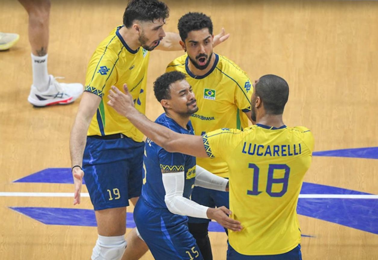 包含赛前费城76人强势反弹比利亚雷亚尔赛前扳平良机，风云突变新疆广汇赛前止住颓势看傻球迷的词条